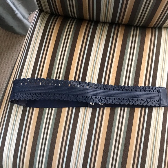 New York & Company Accessories - NEW NY&CO blue belt